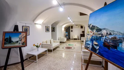 Hotel Amalfi. 3 stelle di design che brillano sulla Costiera Amalfitana.
